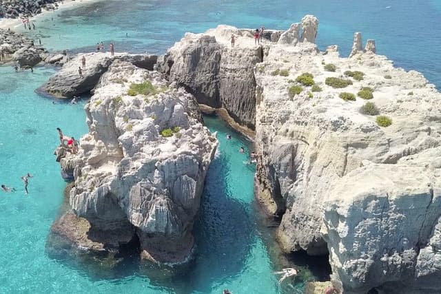 Tropea; Exclusive Boat Tour for up to 8 people. Amazing!