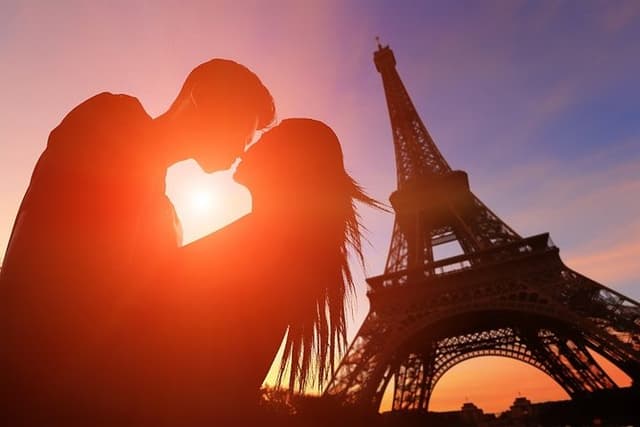 Paris with Love Private Guide & Driver