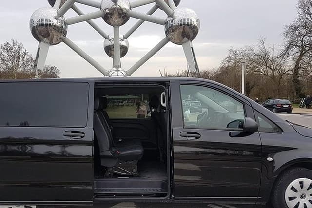 Taxi Minivan 8 Seats DE Charleroi Airport To Bruges