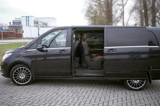 Compare Taxi Transfers: Brussels Midi to Dusseldorf
