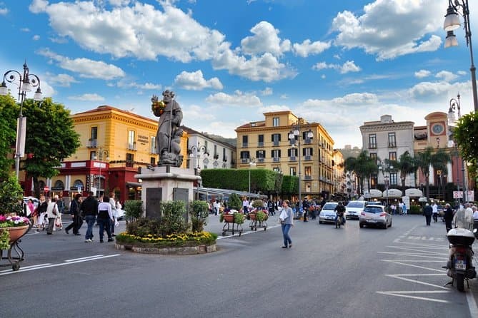 Naples to Sorrento Transfer