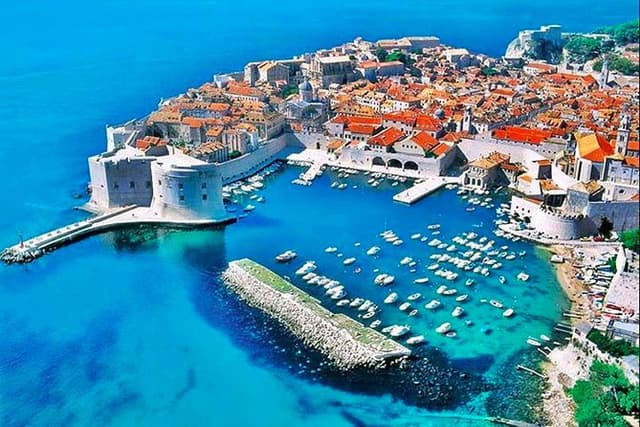 Private Walking Tour through the Old Town of Dubrovnik