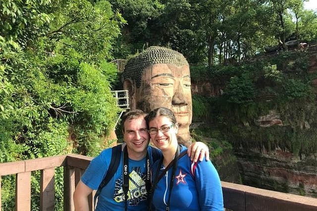 Private Leshan Giant Buddha and Huanglongxi Ancient Town Day Tour