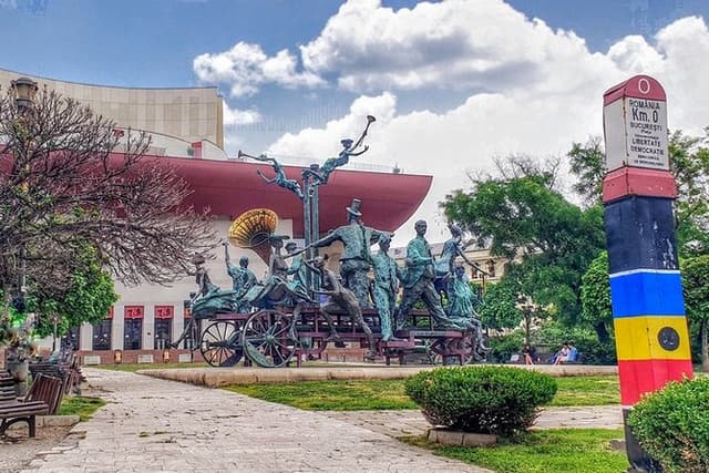 Bucharest Past and Present - Step by Step Walking Tour