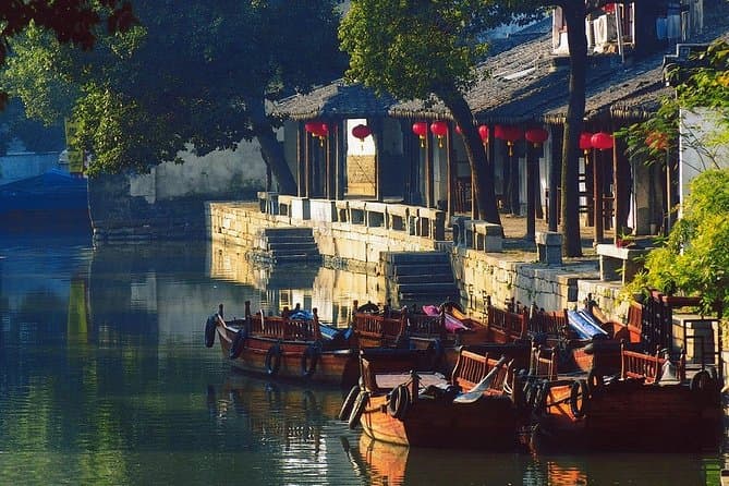Authentic Tongli Water Town Tours & Suzhou Canal Experiences