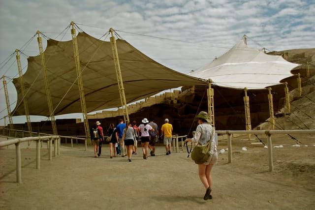 El Brujo Complex Archaeological Tour and Lady of Cao
