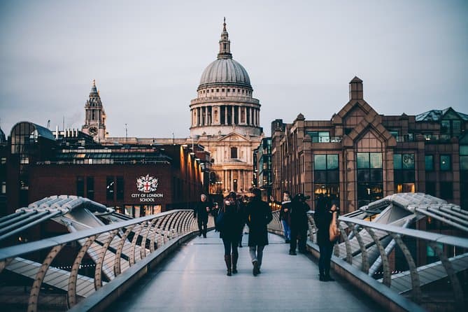 Best Self-Guided Audio Tours: Knightsbridge & South Kensington