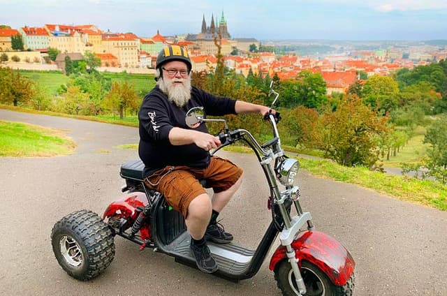 Amazing !!! Electric Trike Tour of Prague, live guide included