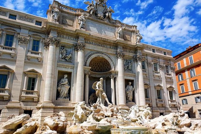 Rome: Fountains and Fallen Angels Small Group Walking Tour