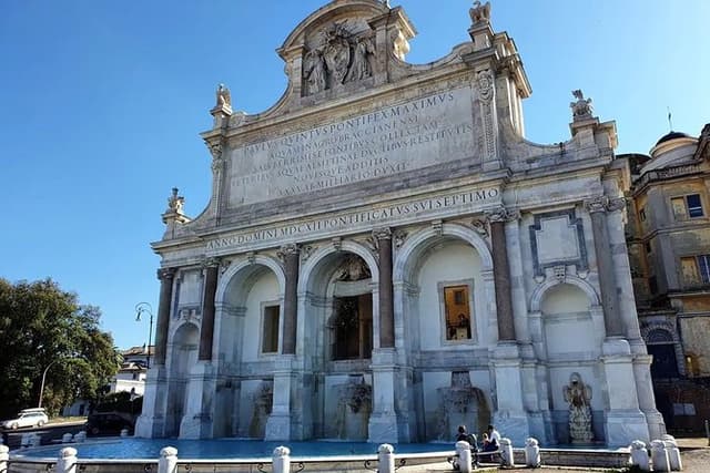 Rome: Beyond the Tiber Small Group Walking Tour