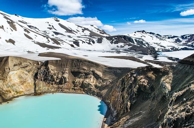 Askja the Caldera - My favorite day tour
