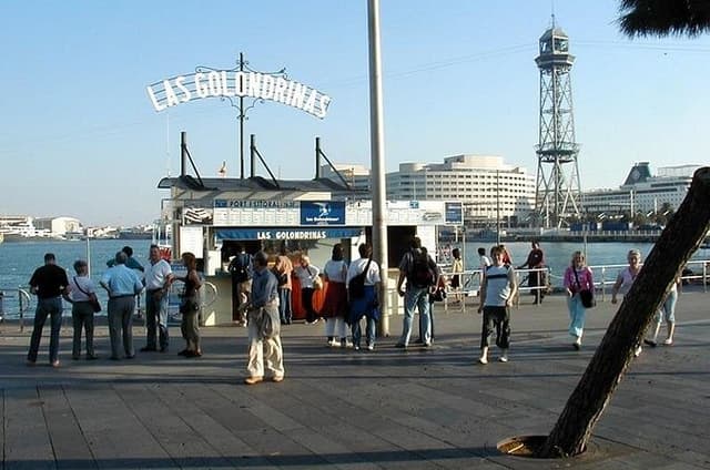 Las Golondrinas Barcelona 60-min Boat Tour