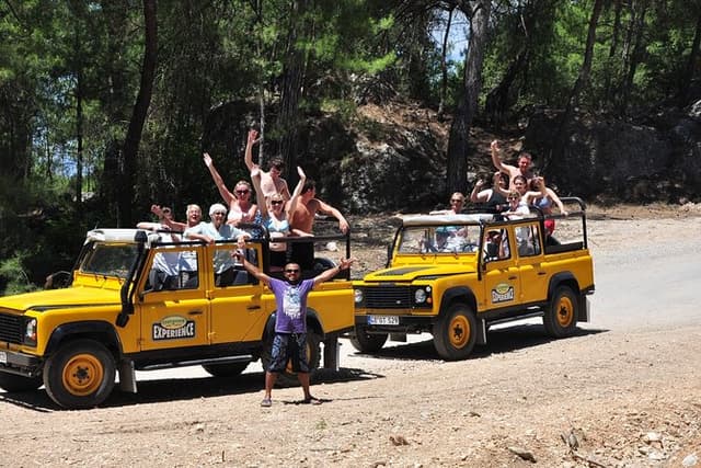 Kusadasi Full-Day National Park Jeep Safari with Lunch
