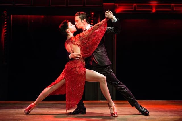 El Querandi Tango Show with Optional Dinner in Buenos Aires