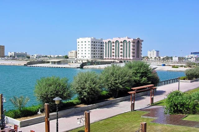 Explore Ras Al-Khaimah: A Guided Walking Tour