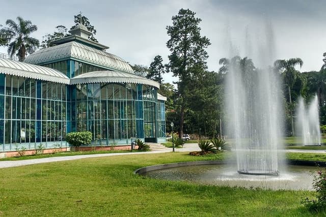 Guided Tour to the Imperial Cida of Petrópolis with Lunch