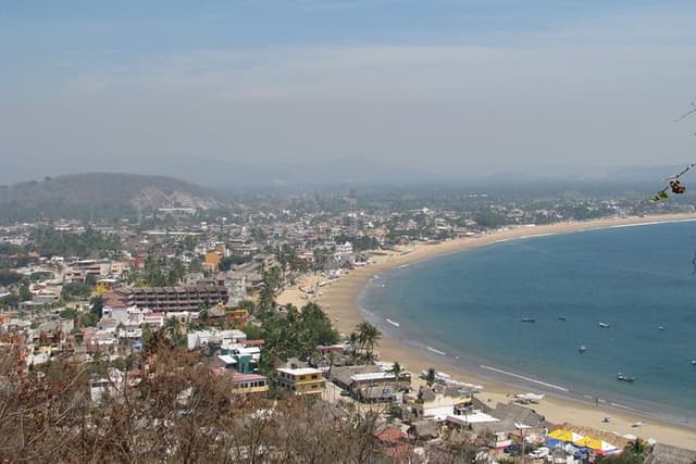 barra de navidad and plantations