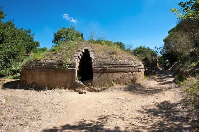 Etruscan highlights full day from Rome