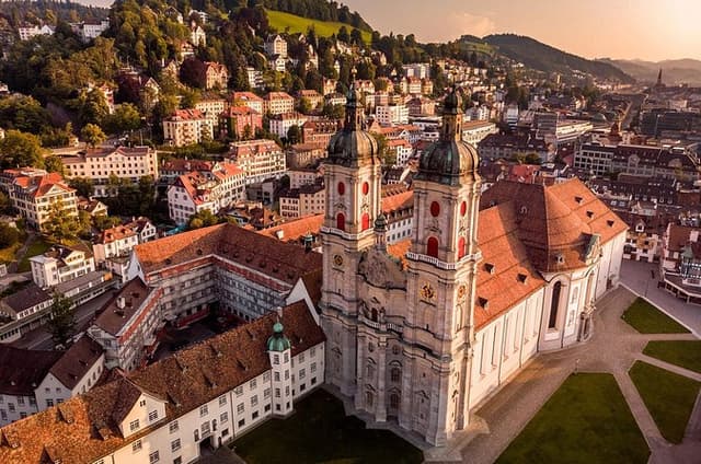 Private Trip from Zurich to St. Gallen & Appenzell