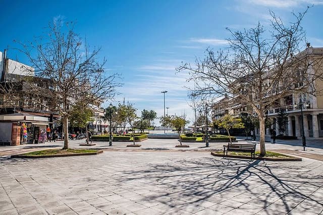 Ancient Olympia and Pyrgos Walking Tour including Private Escort