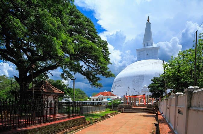 Best Anuradhapura Day Tours from Colombo