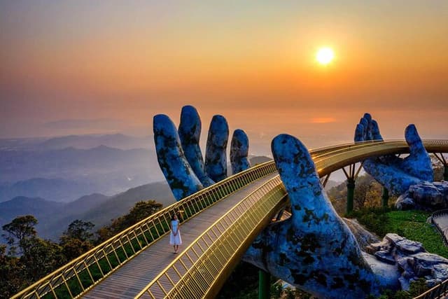 ️ Danang Instagram Tour: Most Famous Spots (Private & All-Inclusive)