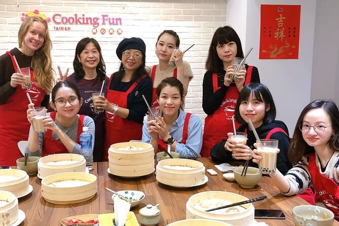 Ultimate Taipei Food Tour: Traditional Taiwan Delicacies