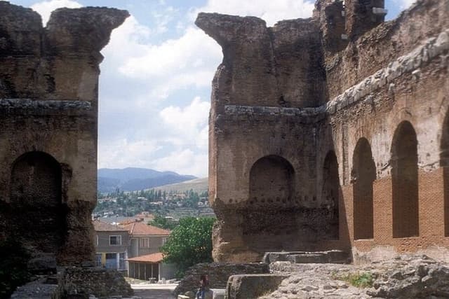 Private Transfers İzmir City or Adnan Menderes Apt to/from Pergamon Antic City