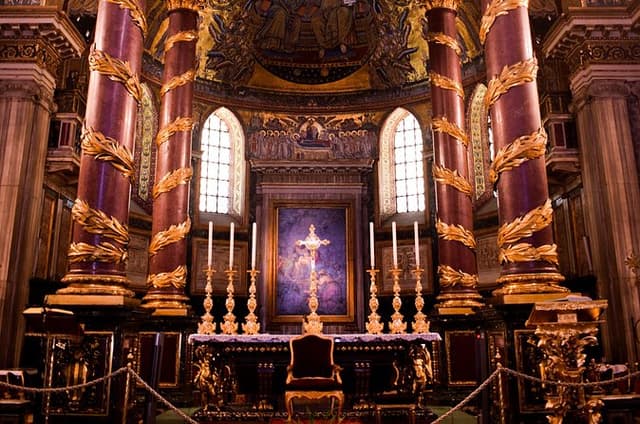 Rome Christian Heritage Private Tour: Sacred Churches & Basilicas