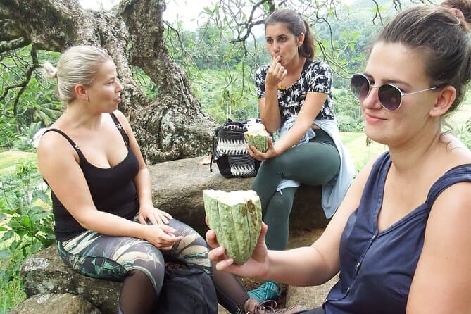 Heeloya Village Trek
