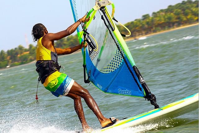 4 hour Advance Level 2 Windsurfing Course in Kalpitiya