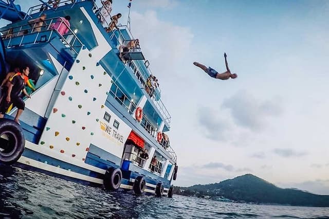 Koh Tao Snorkeling Tour to Hidden Bays and Koh Nang Yuan