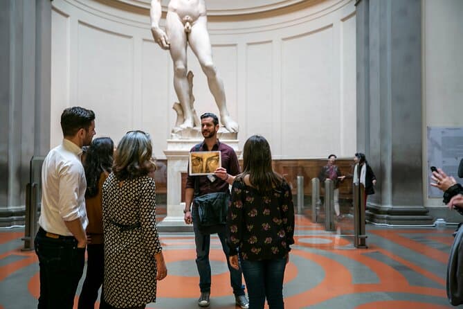 Michelangelo's David Tour