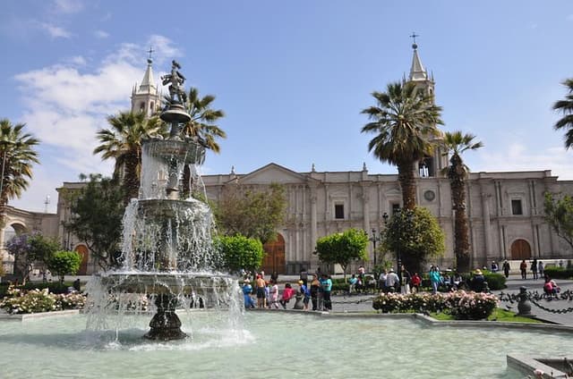 Arequipa Private City Tour and San Camilo Traditional Market