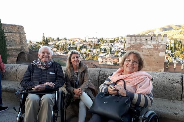 Premium Granada and other Cities Private Tour