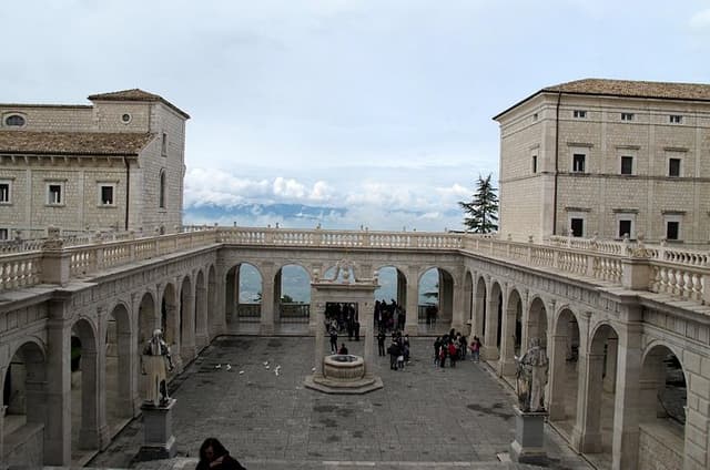 WWII BATTLEFIELDS: Battle of Montecassino Shore Excursion from Civitavecchia