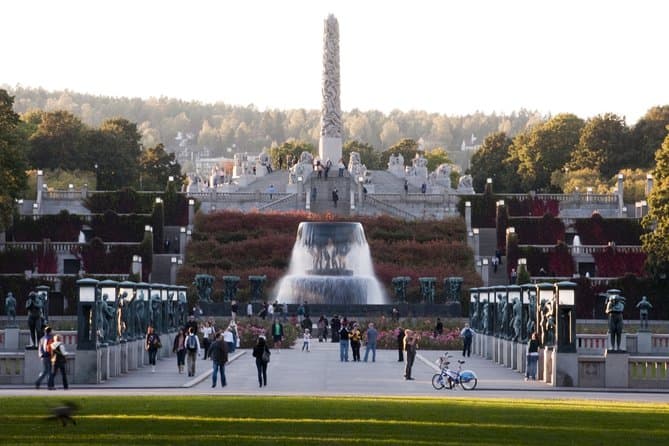 Explore Oslo's Best Attractions via Guided Bike Tours