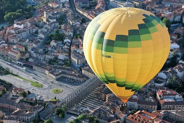 Hot Air Balloon over Segovia with Optional Transfers from Madrid