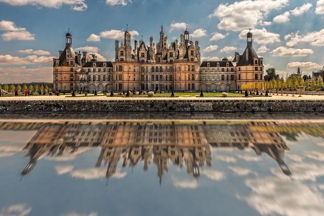 Customized Private Loire Valley Tour from Paris