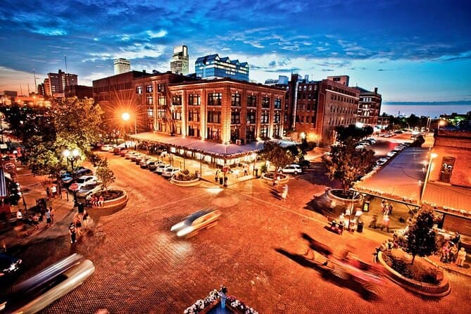 Best Omaha Scavenger Hunt: Explore Omaha Like a Local