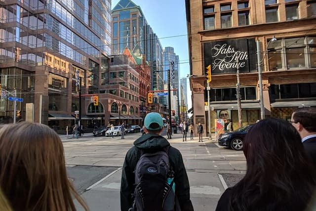 Toronto Like a Local: Private & Personalized Experience 3-8 hrs