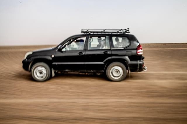 Merzouga 4X4 Half-Day Tour with Lunch