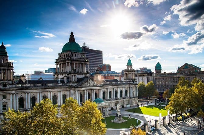 Best Belfast Day Tours: Explore Top City Attractions