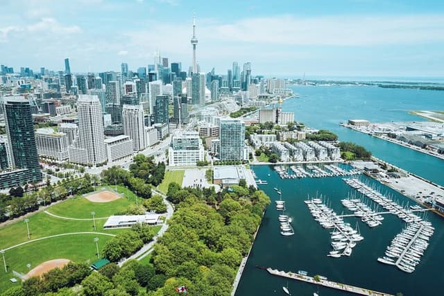Toronto's Waterfront: a Smartphone Audio Walking Tour