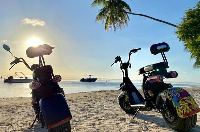 Moorea citycoco tour: The most beautiful beaches!