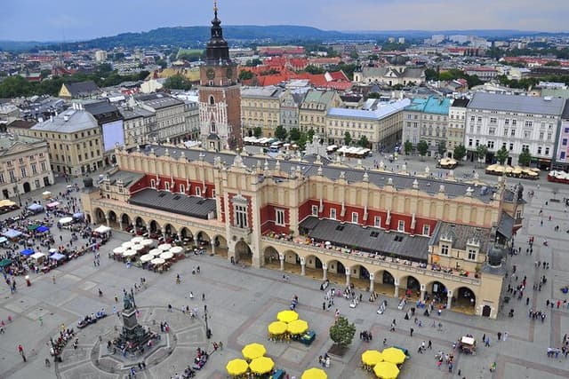 Private Krakow City Tour, Old Town and Jewish District in One Day