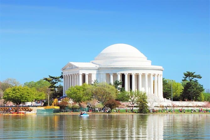 Best Washington DC Sightseeing & City Bus Tours
