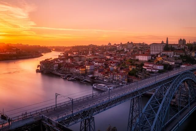 Porto Private Walking Tour with a Local