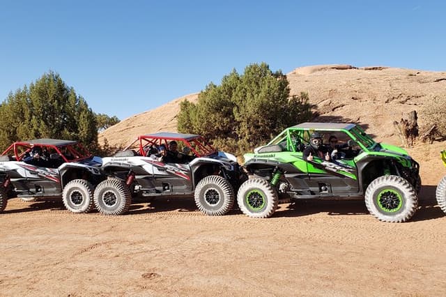You-Drive 4x4 UTV Adventure–Hell’s Revenge & Fins N’ Things, Moab