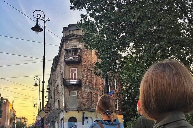 Authentic Warsaw Exploration: Praga District Guided Tours